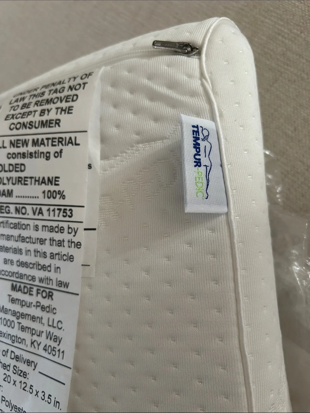 Tempur-Pedic Tempur Ergo Neck pillow, Small Profile, White, NWT